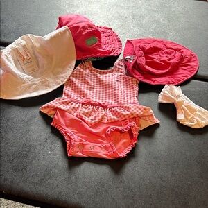 Pink and White ruff butt suit and hats Baby Set